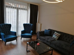 Fully Equipped Apartment Near Public Transport Links and Vivid Attractions